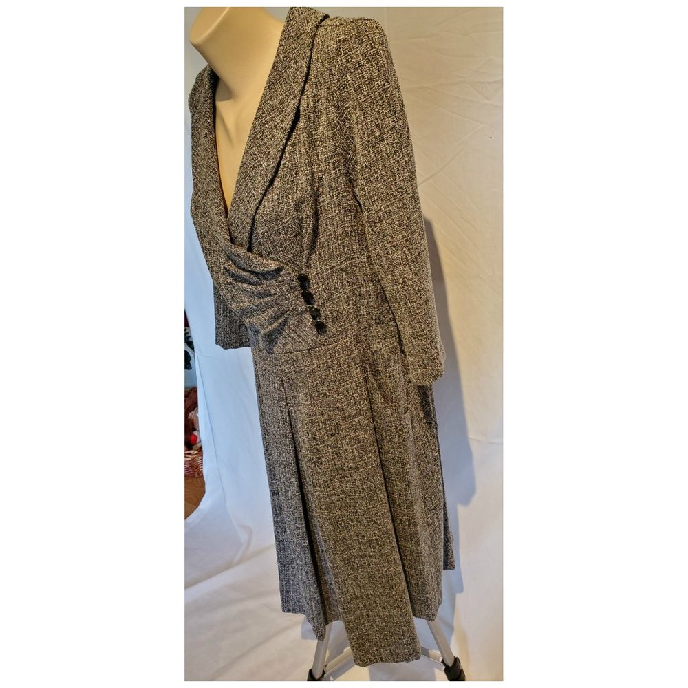 Julian Taylor Dress - Picture 2 of 6